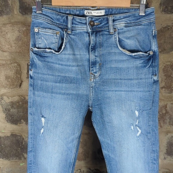 Zara Jeans Distressed Skinny Woman's Size 31 Light Wash Stretch Ankle - Picture 2 of 15